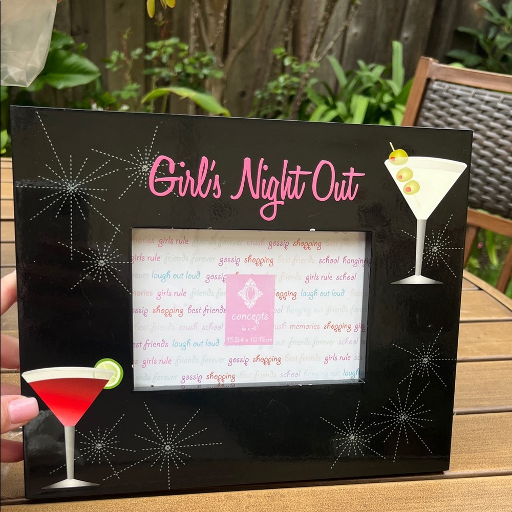 Black 'Girl's Night Out' Photo Frame